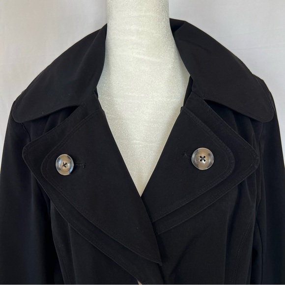 London Fog Women's Single Breasted Double Lapel Black Trench Coat Sz Medium - Picture 4 of 16